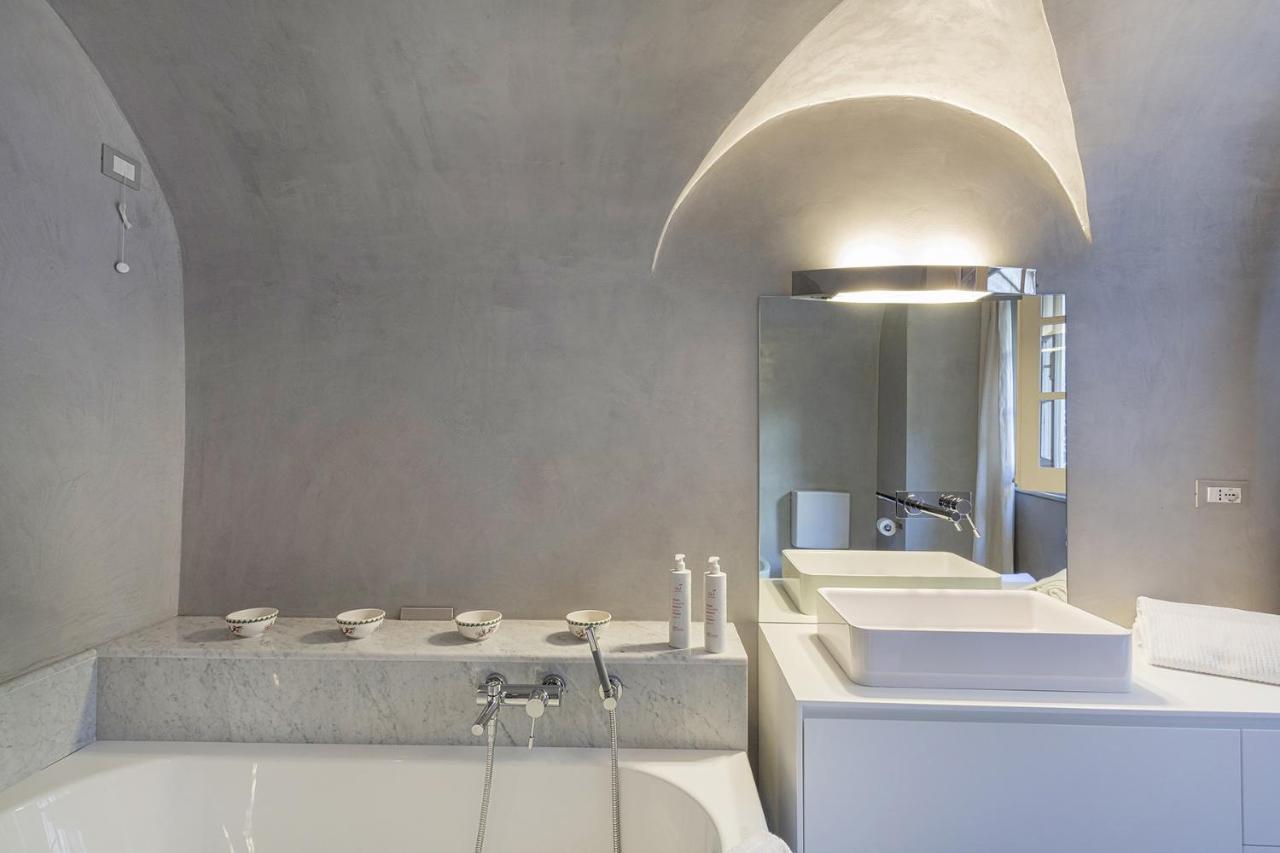Garibaldi Glamorous Apartment By Wonderful Italy Генуя Екстер'єр фото
